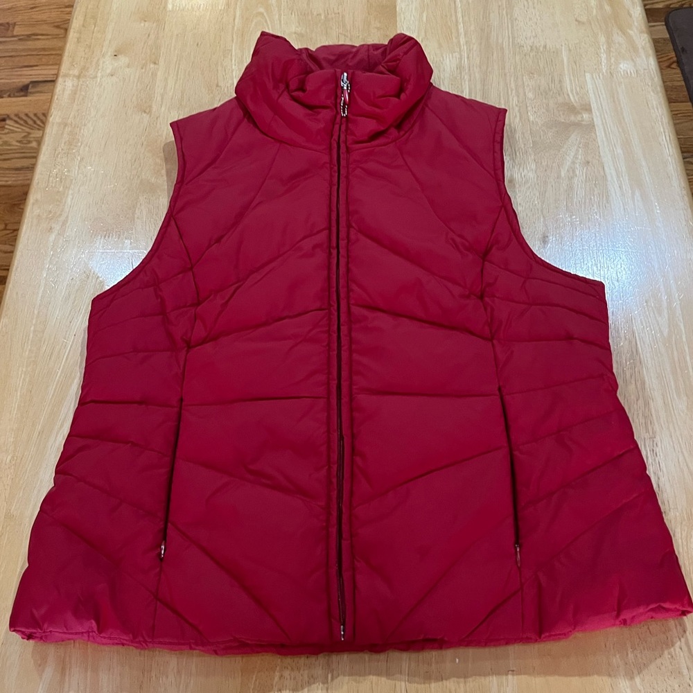 Kennth Cole Reaction red vest